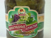 Виноградные листья консервированные. Фото
